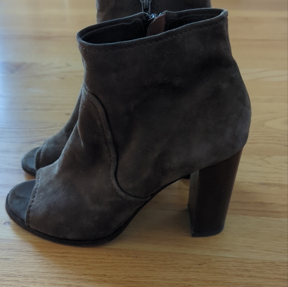 Frye Brown Peep Toe Bootie Black Suede Sz 9 Stack Heels - Picture 5 of 12